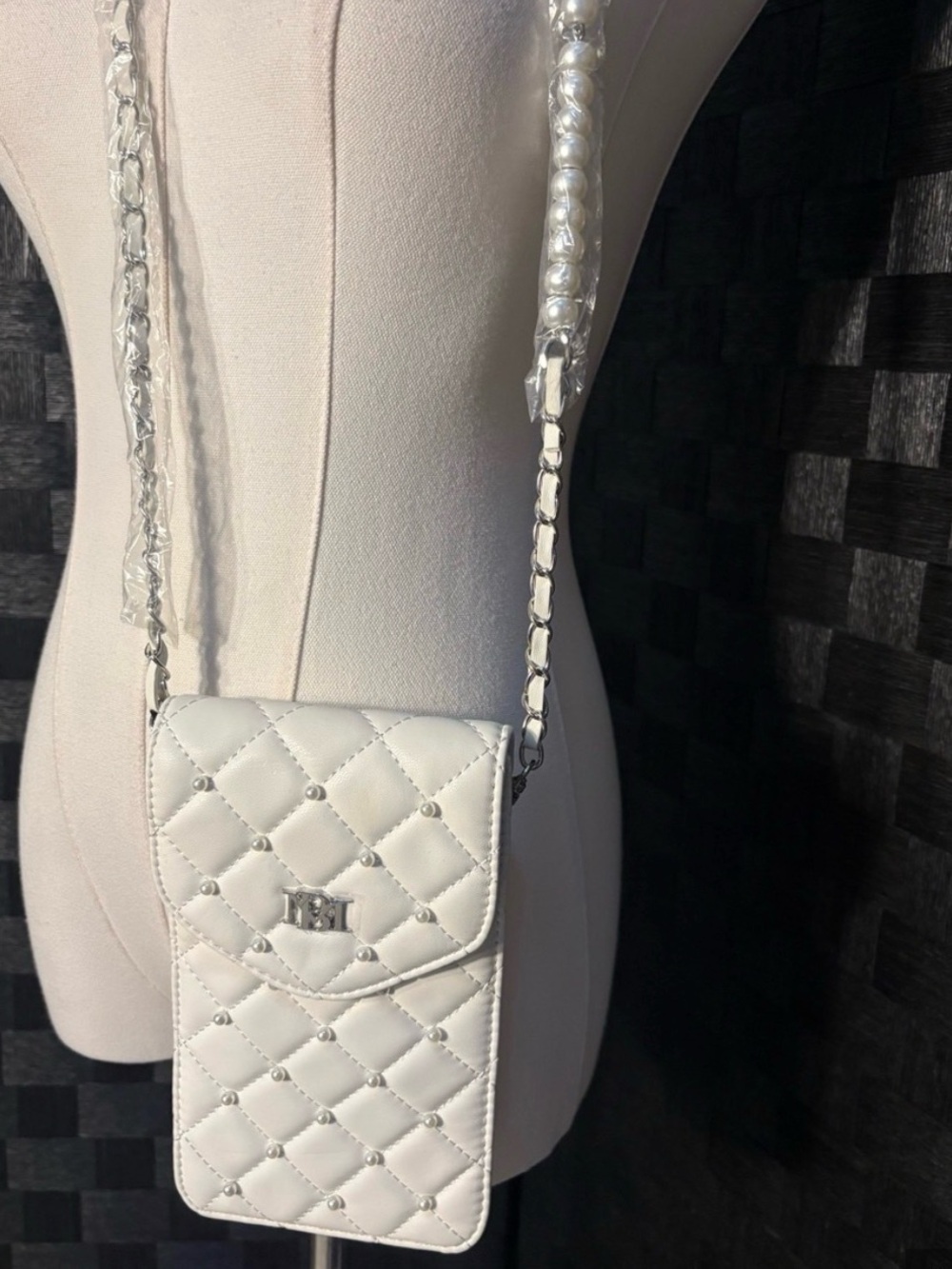 Badgley Mischka White Quilted Pearl-Accent Crossbody Phone Bag